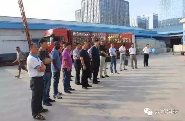 沂南|记事|湖北省住建厅、设计院领导及专家一行 莅临星河集团参观指导